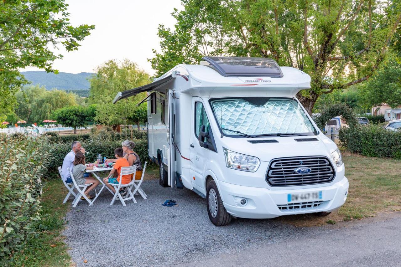 Camping Sites Et Paysages Les Pres Hauts Sisteron Kültér fotó