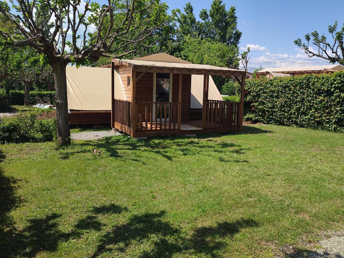 Camping Sites Et Paysages Les Pres Hauts Sisteron Kültér fotó