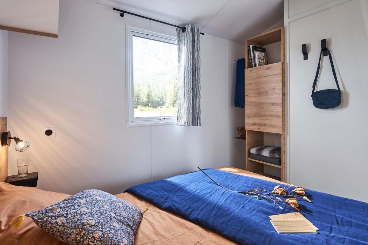 Camping Sites Et Paysages Les Pres Hauts Sisteron Szoba fotó