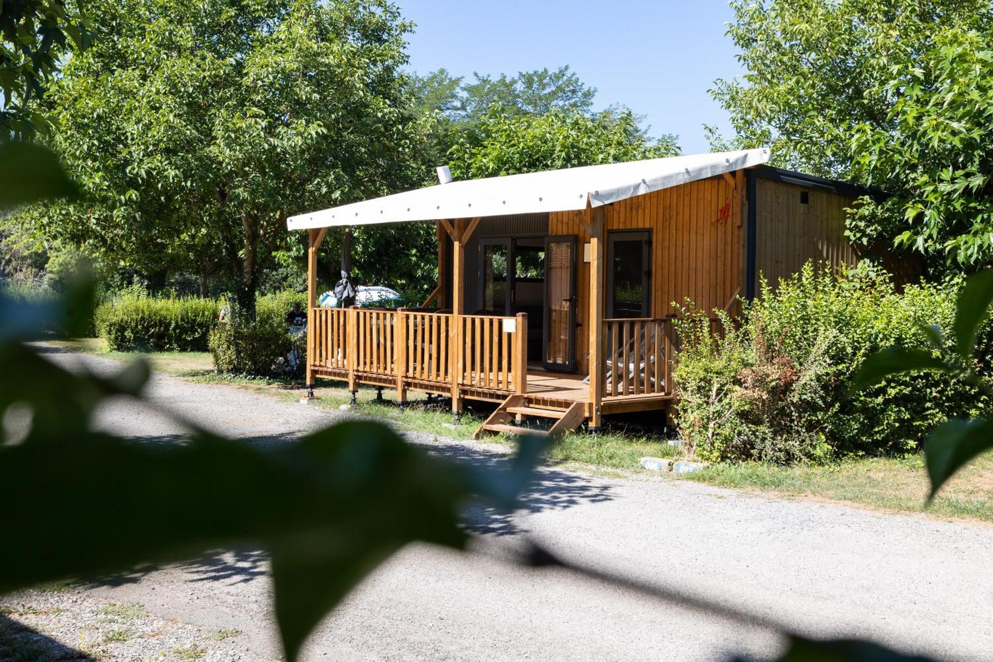 Camping Sites Et Paysages Les Pres Hauts Sisteron Kültér fotó